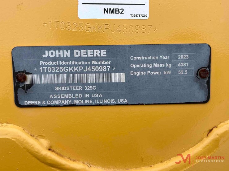 deere-325g-image-12