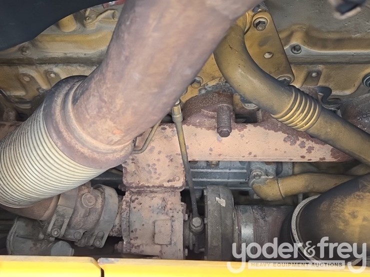 2021-caterpillar-d5-lgp-image-50