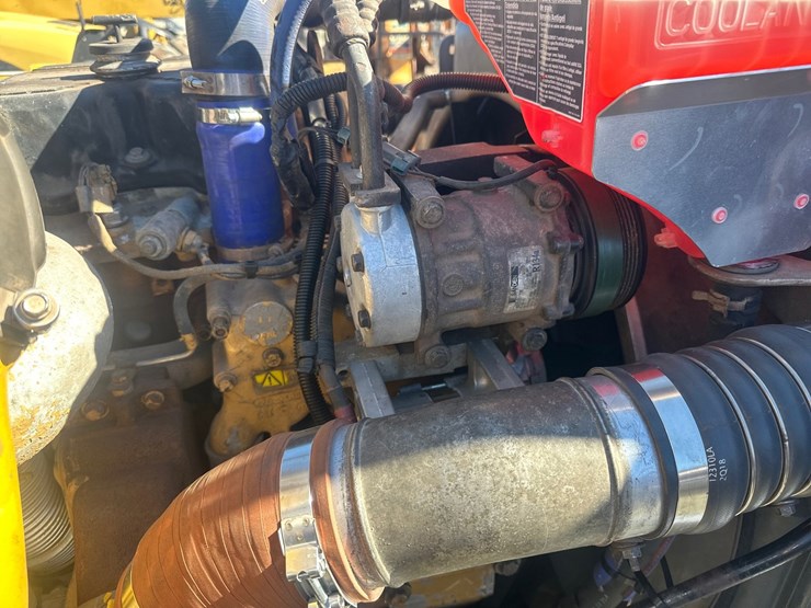 2011-caterpillar-c15-image-50