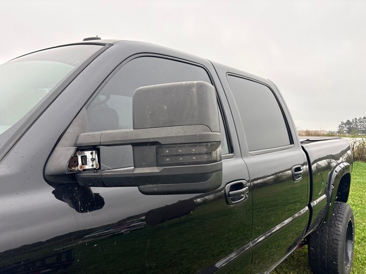 2003-chevrolet-2500-image-12