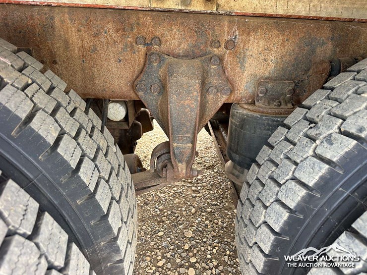 2018-western-star-4900-image-60