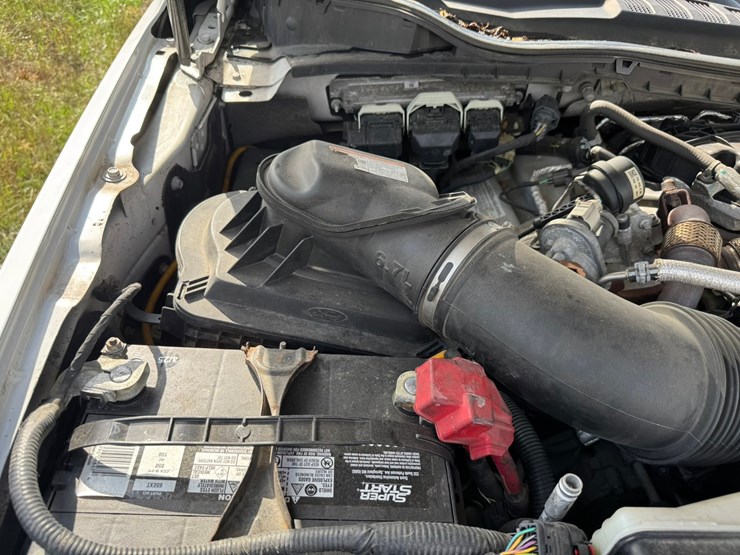 2019-ford-f350-xl-image-37