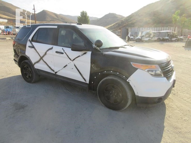 2014-ford-explorer-image-2