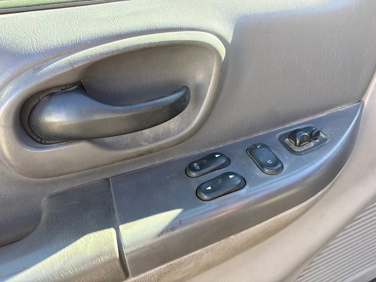 2001-ford-f150-xlt-image-42