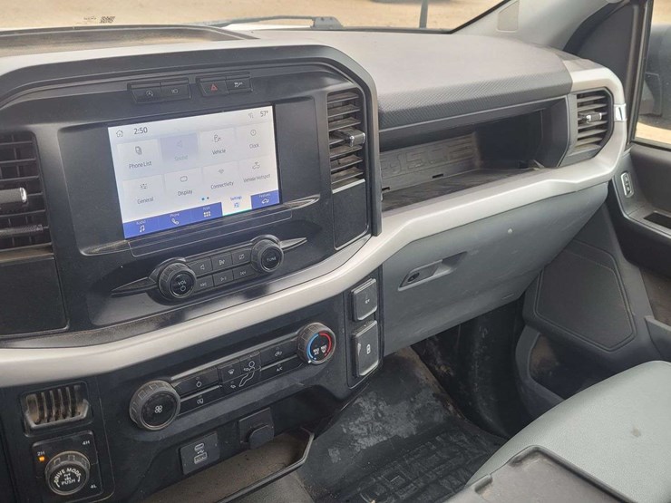 2023-ford-f150-image-10