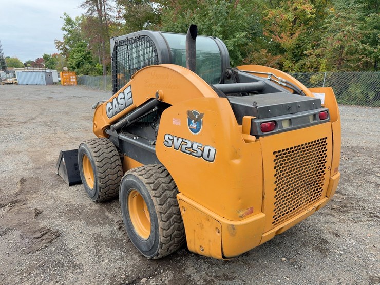 2013-case-sv250-image-3