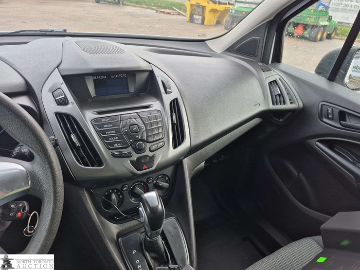 2014-ford-transit-connect-image-14