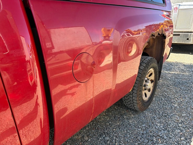 2013-chevrolet-1500-image-15