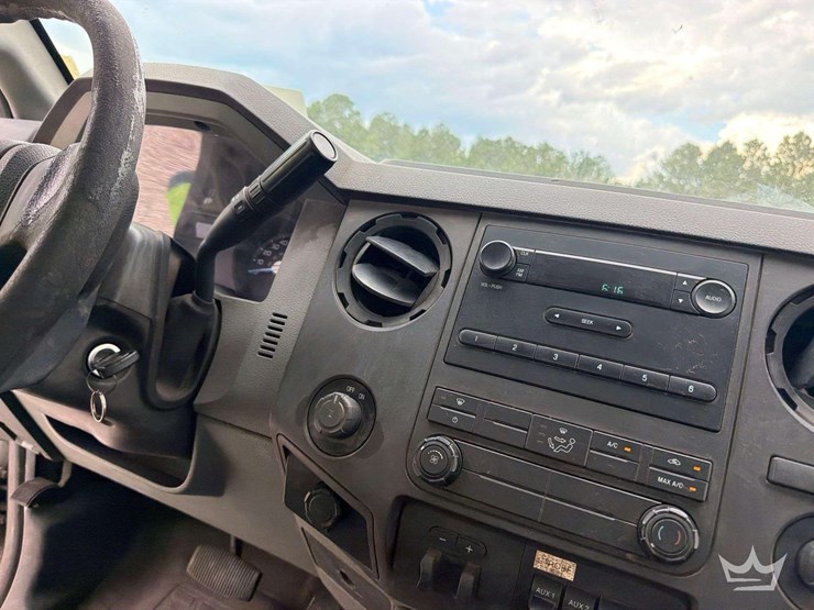 2012-ford-f350-image-11
