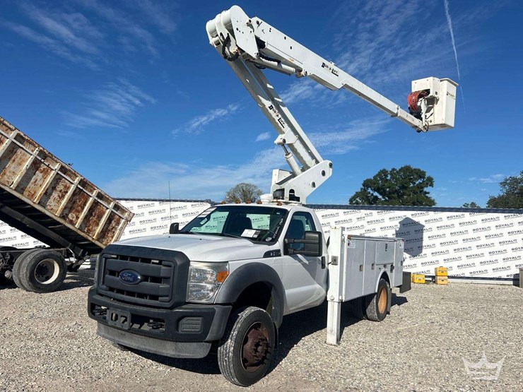 2016-ford-f550-image-1