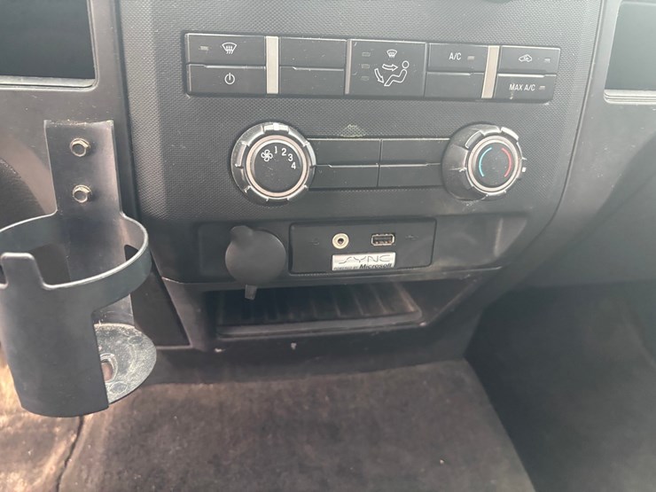 2014-ford-f150-image-63