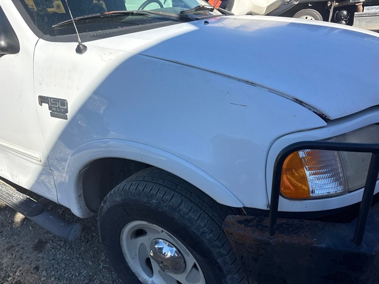 2001-ford-f150-xlt-image-27