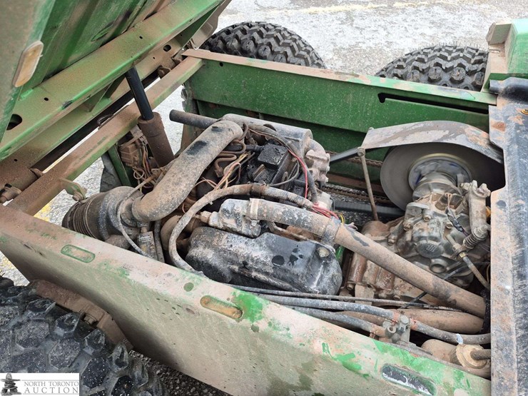 john-deere-gator-image-18