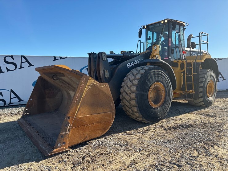 deere-844-image-1