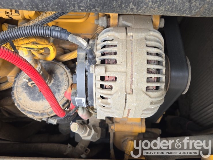 2021-deere-750l-lgp-image-55