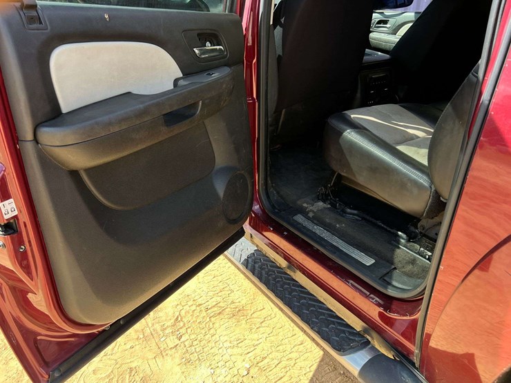 2008-chevrolet-avalanche-1500-image-22