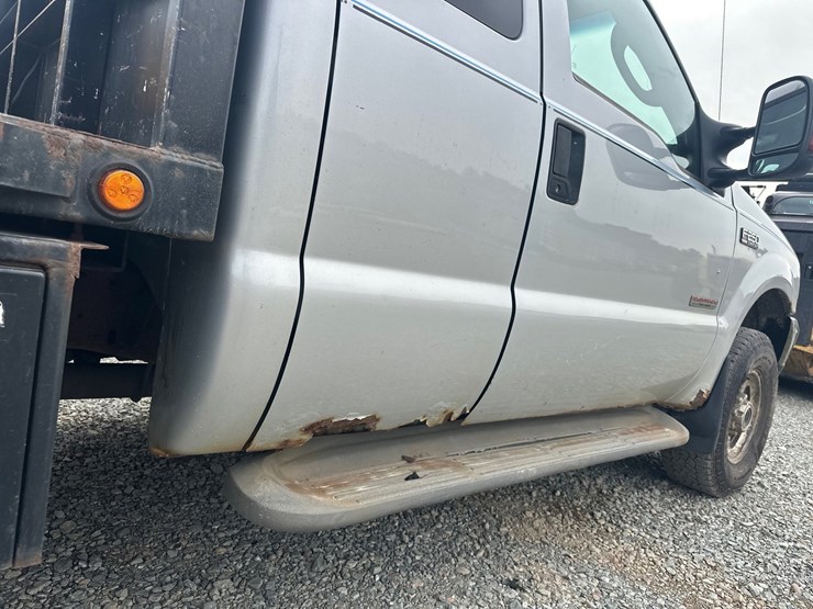 2004-ford-f250-image-16