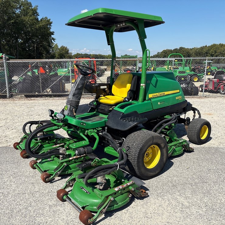 JOHN DEERE 9009A