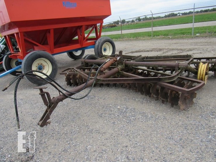 john-deere-10-image-3
