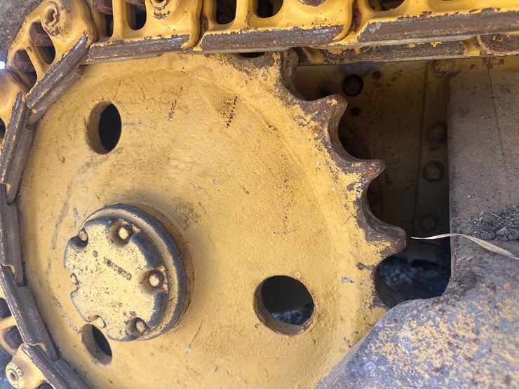caterpillar-d3b-lgp-image-41