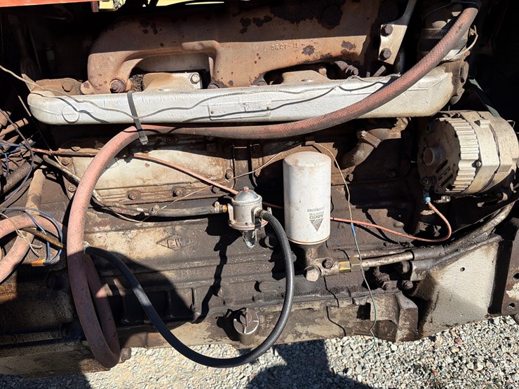 massey-ferguson-1135-image-29