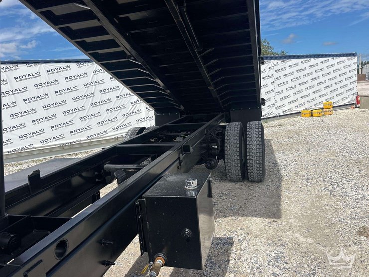 2020-international-mv607-image-23
