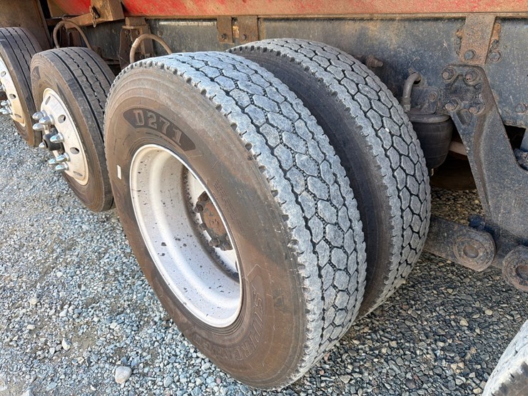 2016-kenworth-t880-image-100