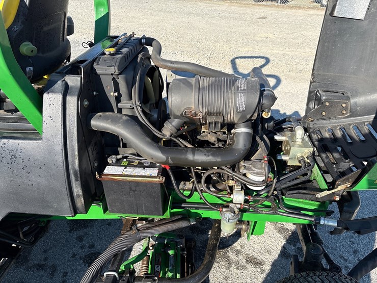 2012-john-deere-7500-image-11