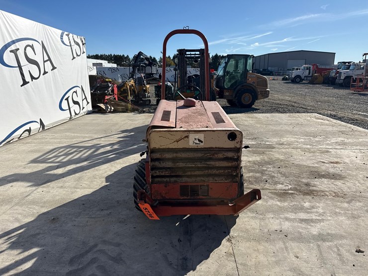 ditch-witch-350sx-image-8