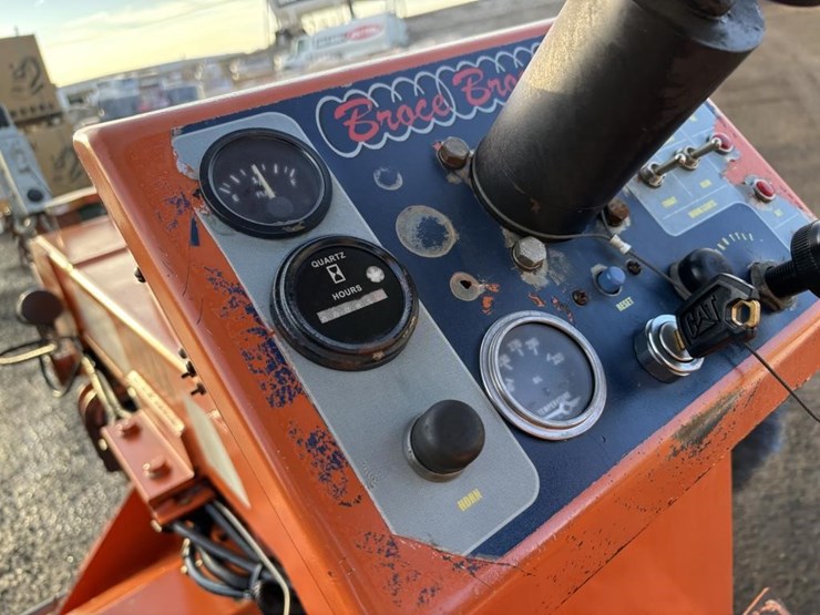 2014-broce-bb250b-image-19