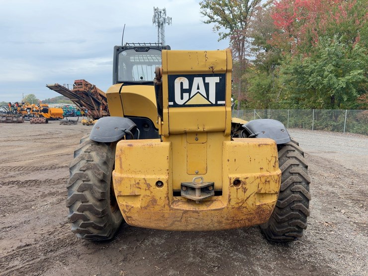 2005-caterpillar-th560b-image-4