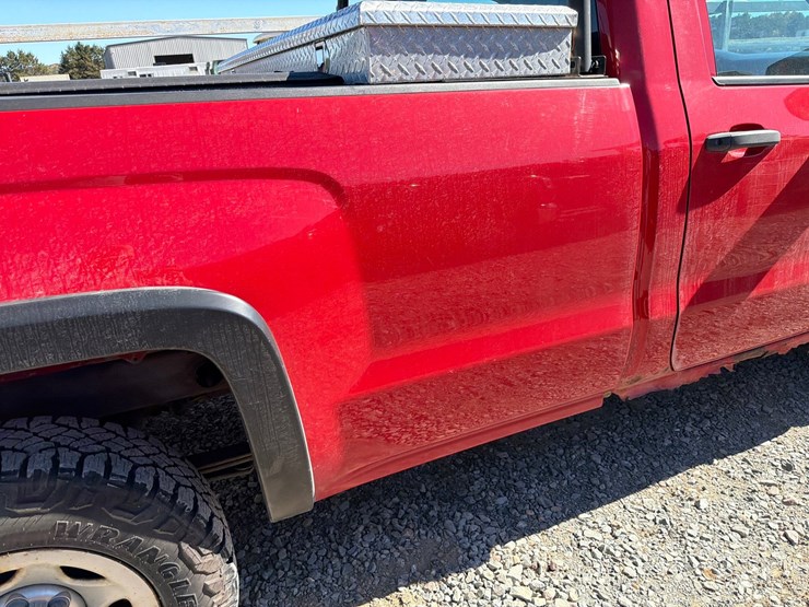 2015-chevrolet-silverado-1500-image-21