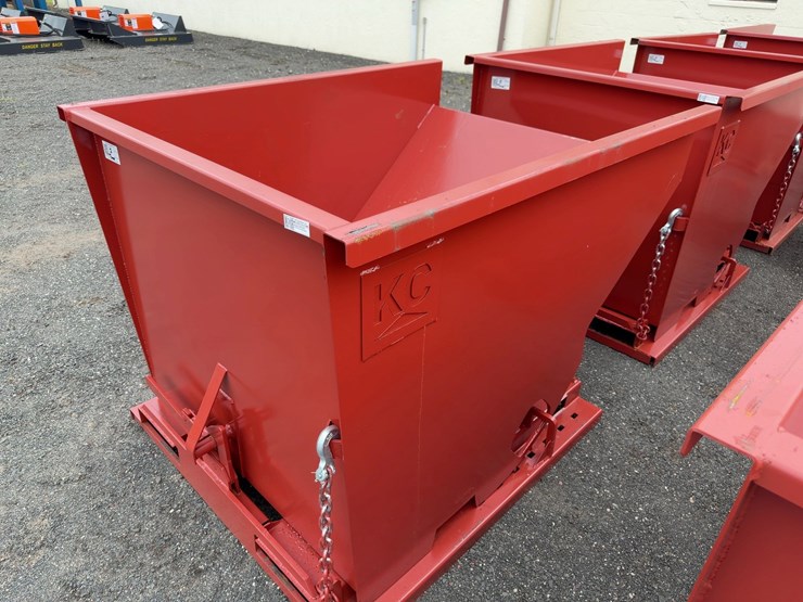 2-yard-self-dumping-hopper-image-3