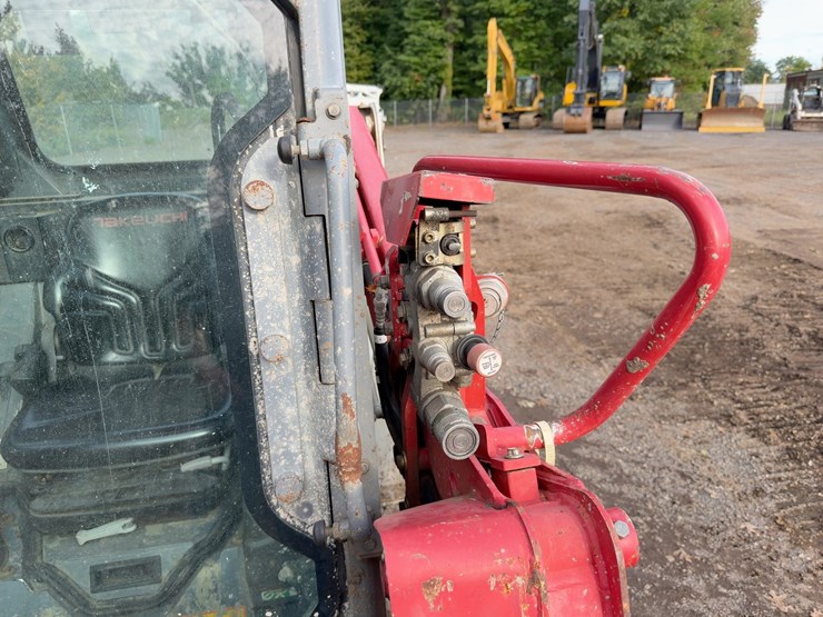 2019-takeuchi-tl6r-image-11