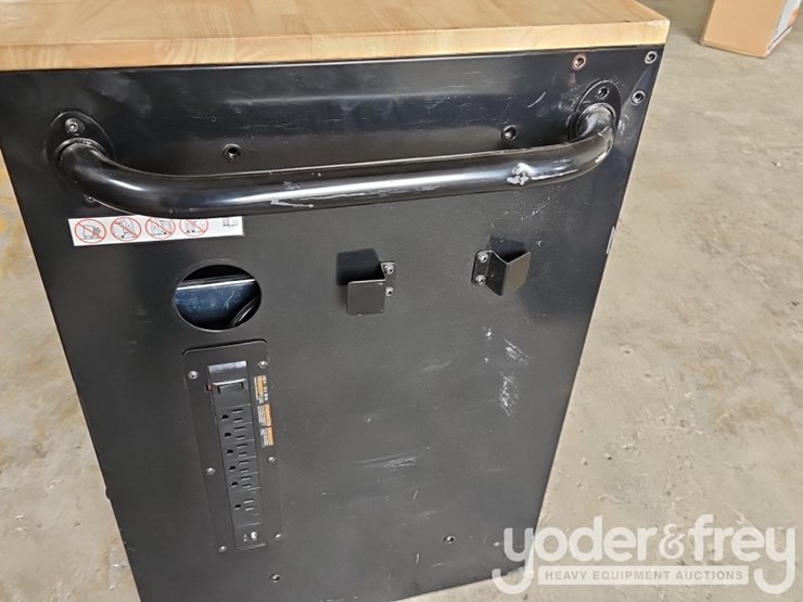 black-husky-toolbox-image-6