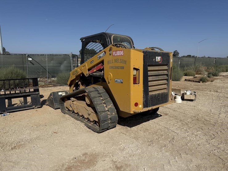 2022-caterpillar-279d3-image-2