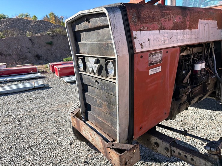 massey-ferguson-1135-image-9