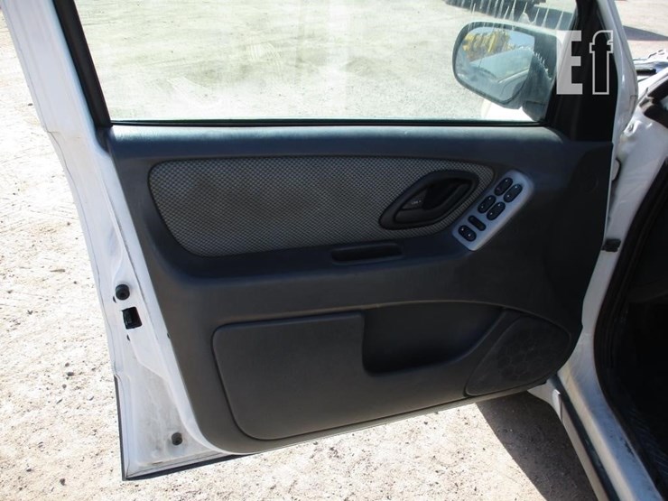 2007-ford-escape-hybrid-image-13