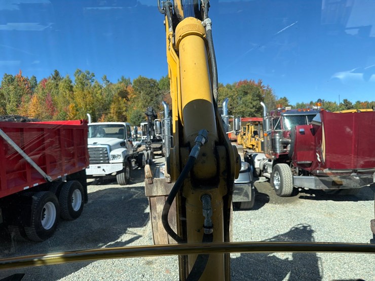 2005-deere-310sg-image-72