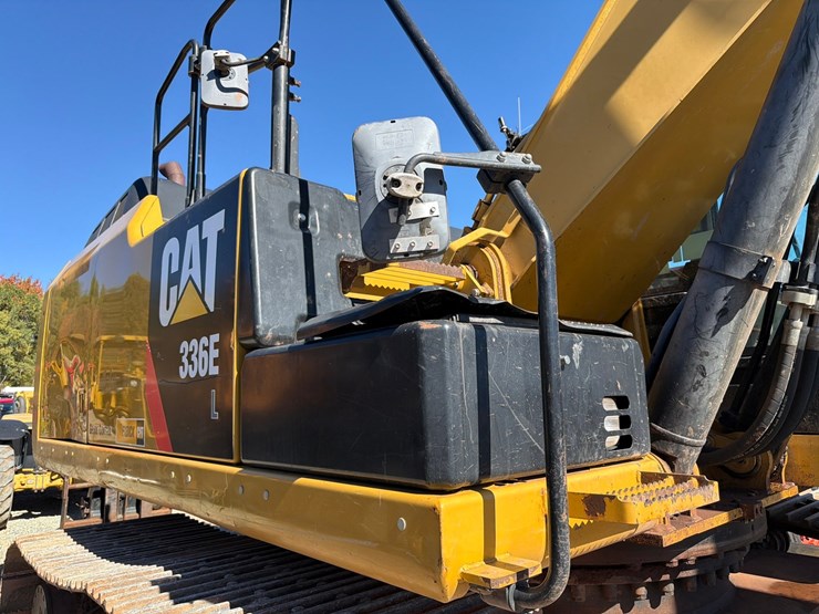 2013-caterpillar-c9-image-27