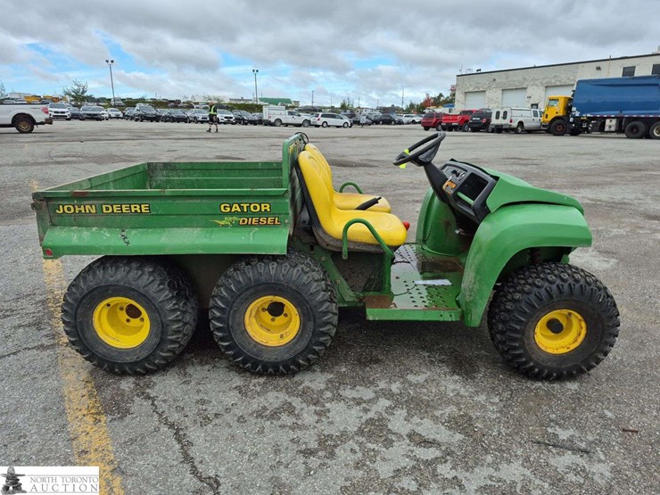 john-deere-gator-image-4