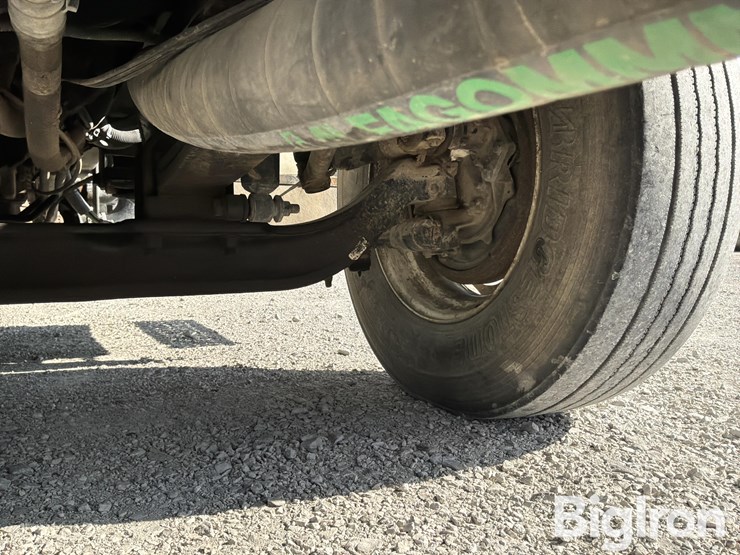 2012-international-durastar-4400-image-17