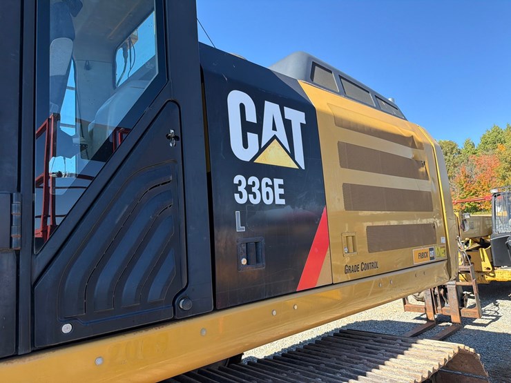 2013-caterpillar-c9-image-11