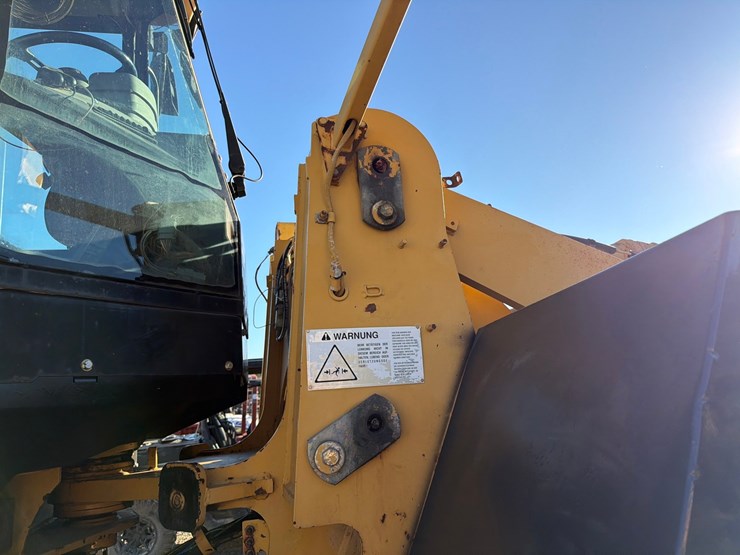 caterpillar-938g-image-37