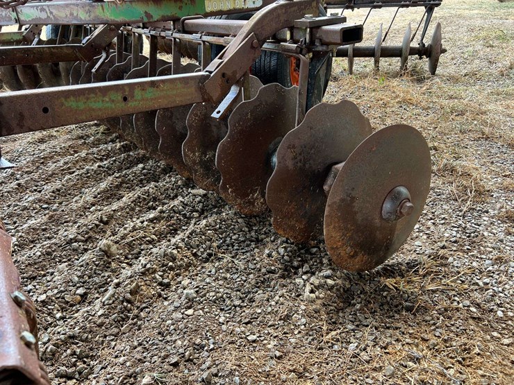 john-deere-210-image-22