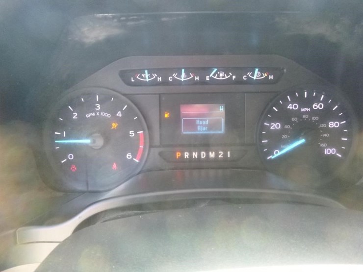 2018-ford-f550-image-17