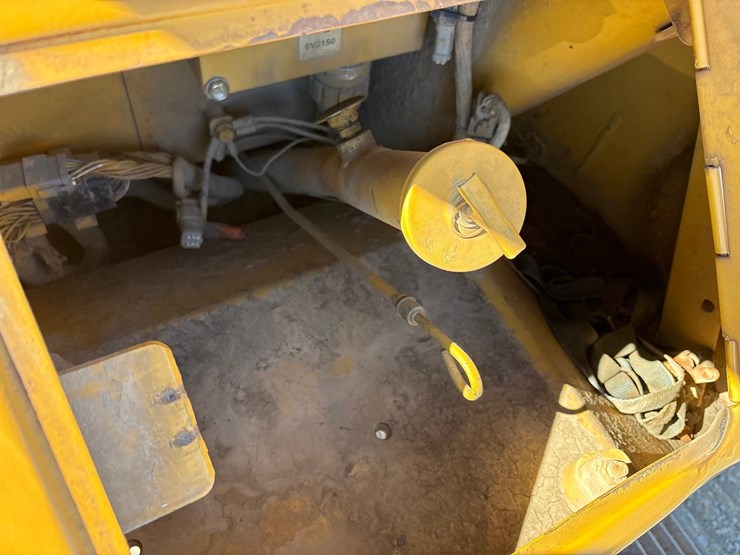 caterpillar-d5m-lgp-image-59