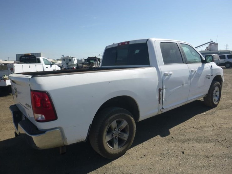 2019-dodge-1500-image-4