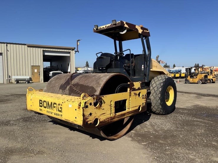 1994-bomag-bw213dh-40-image-1