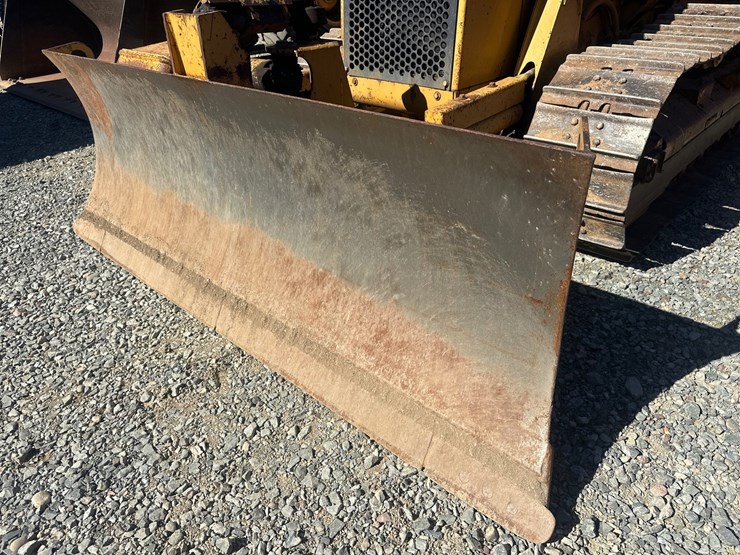 caterpillar-d3c-xl-image-9